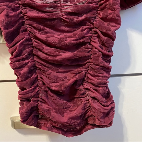 Madeline & Monroe Purple Floral Puff Sleeve Ruched Top Y2K - Picture 6 of 8